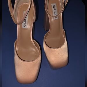 Steve Madden 8.5M Satin Pink Elegant Platform Heels